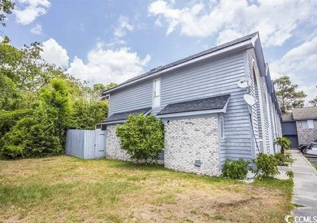 Photo 2 of Townhouse for sale at 506 62nd Avenue N #1, Myrtle Beach, SC 29572 | MLS# 2614827 | Listing updated on 2026-09-02