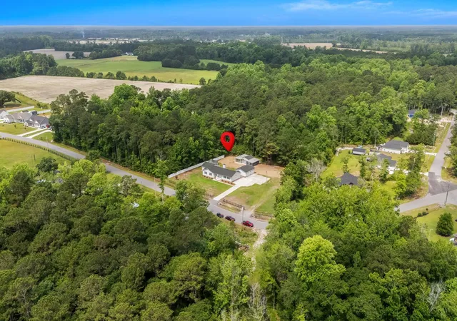 Photo 3 of Sale Pending at 240 Ole Maple St, Loris, SC 29569 | MLS# 2614901 | Listing updated on 2026-09-14