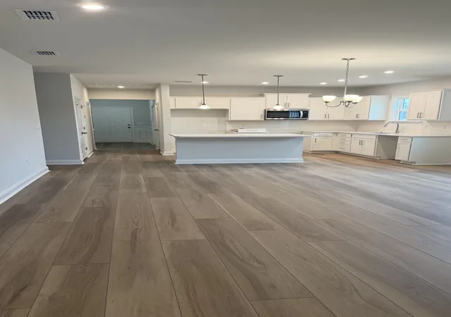 Photo 3 of Single family home for sale at 693 Palm Bay Dr, Myrtle Beach, SC 29588 | MLS# 2614982 | Listing updated on 2026-09-05