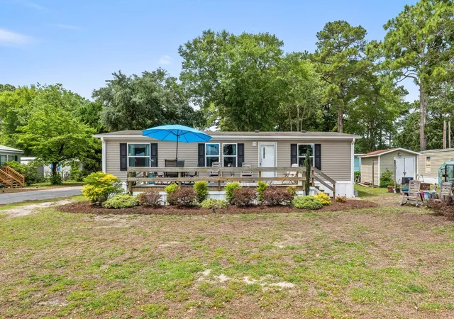 Photo 1 of Manufactured home for sale at 1617 Crystal Lake Dr, Myrtle Beach, SC 29575 | MLS# 2615262 | Listing updated on 2026-10-01
