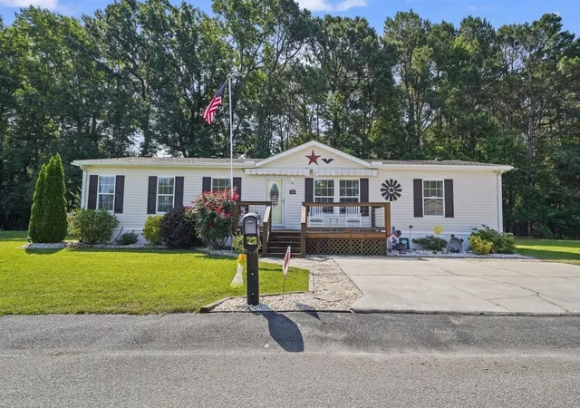 Photo 1 of Manufactured home for sale at 160 Nollie Rd, Myrtle Beach, SC 29588 | MLS# 2615320 | Listing updated on 2026-09-09