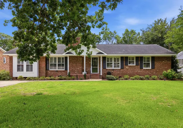Photo 1 of Sale Pending at 4700 Pine Lakes Dr, Myrtle Beach, SC 29577 | MLS# 2615371 | Listing updated on 2026-10-23