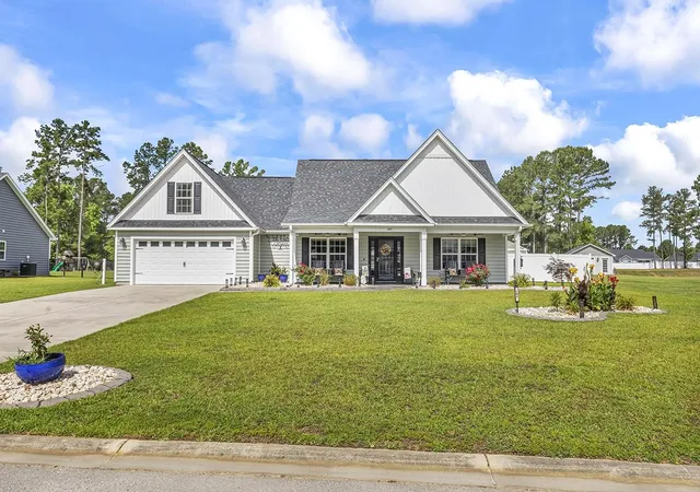 Photo 1 of Single family home for sale at 197 Penn Cir, Galivants Ferry, SC 29544 | MLS# 2615494 | Listing updated on 2026-09-08