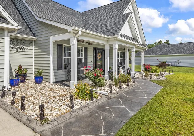 Photo 4 of Single family home for sale at 197 Penn Cir, Galivants Ferry, SC 29544 | MLS# 2615494 | Listing updated on 2026-09-08