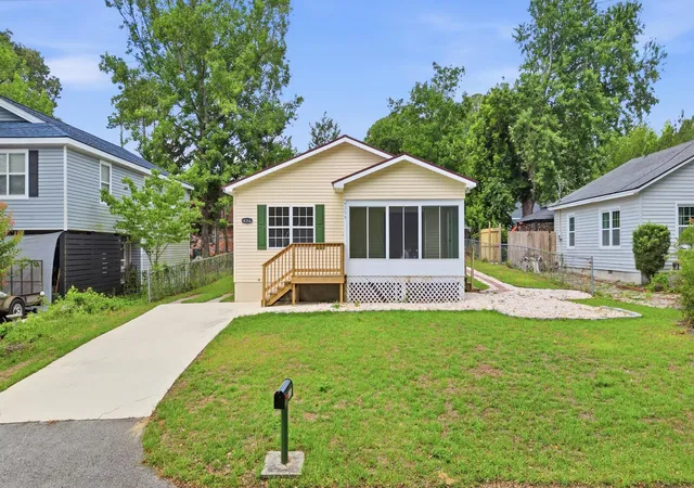 Photo 1 of Single family home for sale at 4356 Bayshore Dr, Little River, SC 29566 | MLS# 2615610 | Listing updated on 2026-09-12