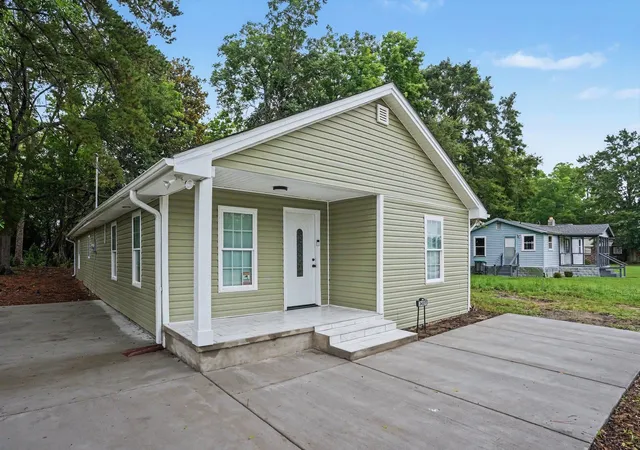 Photo 1 of Single family home for sale at 3427 Church St, Loris, SC 29569 | MLS# 2615617 | Listing updated on 2026-08-31