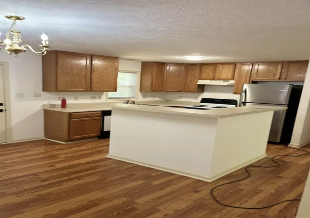 Photo 3 of Single family home for sale at 530 Bend Ave, Murrells Inlet, SC 29576 | MLS# 2615727 | Listing updated on 2026-09-29