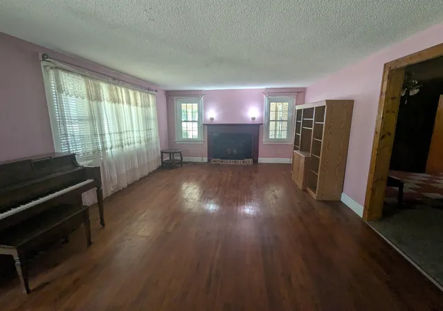 Photo 3 of Single family home for sale at 4878 S Fraser St, Georgetown, SC 29440 | MLS# 2615948 | Listing updated on 2026-09-30