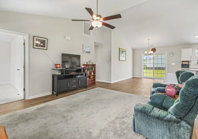 Photo 4 of Sale Pending at 602 Lightwood Dr, Conway, SC 29526 | MLS# 2616123 | Listing updated on 2026-09-19