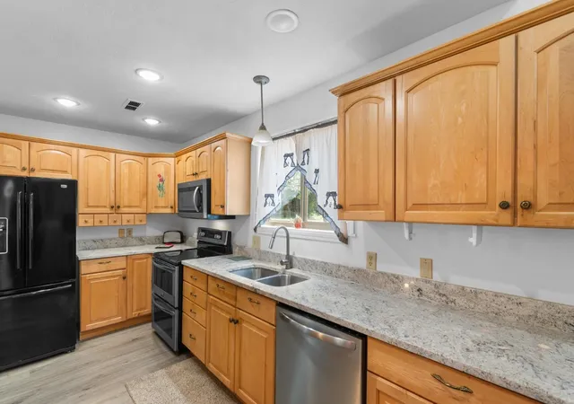 Photo 2 of Single family home for sale at 415 17th Avenue N, Surfside Beach, SC 29575 | MLS# 2616131 | Listing updated on 2026-09-09