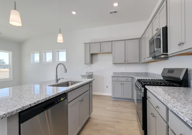 Photo 4 of Single family home for sale at 812 Wild Indigo Dr, Conway, SC 29526 | MLS# 2616277 | Listing updated on 2026-09-28