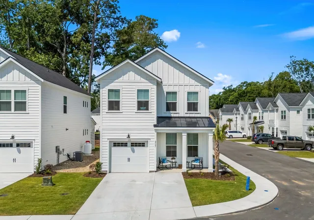 Photo 1 of Single family home for sale at 2527 Hillbourne Loop, North Myrtle Beach, SC 29582 | MLS# 2616285 | Listing updated on 2026-09-08