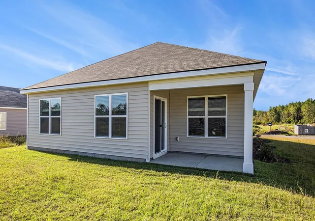 Photo 2 of Single family home for sale at 1012 St Martin St, Georgetown, SC 29440 | MLS# 2616326 | Listing updated on 2026-09-20