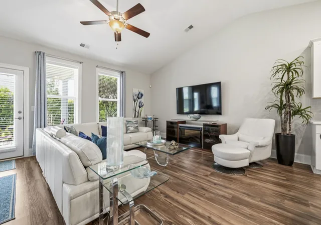 Photo 3 of Single family home for sale at 1615 Thornbury Dr, Myrtle Beach, SC 29577 | MLS# 2616684 | Listing updated on 2026-09-28