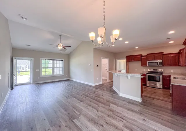 Photo 4 of Single family home for sale at 141 Baylee Cir, Galivants Ferry, SC 29544 | MLS# 2616753 | Listing updated on 2026-09-03