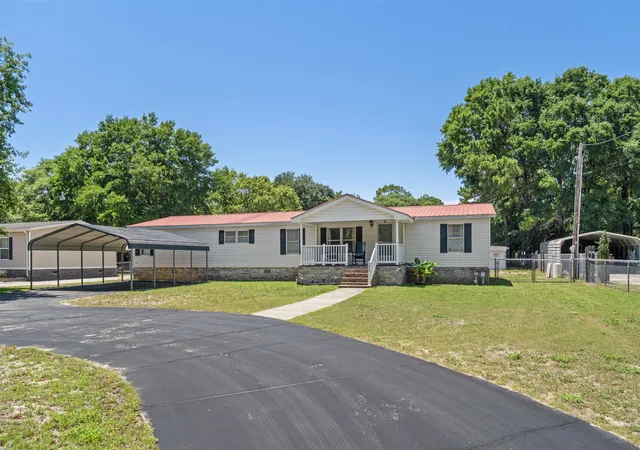 Photo 4 of Manufactured home for sale at 5074 Wesley Rd, Murrells Inlet, SC 29576 | MLS# 2616758 | Listing updated on 2026-09-01