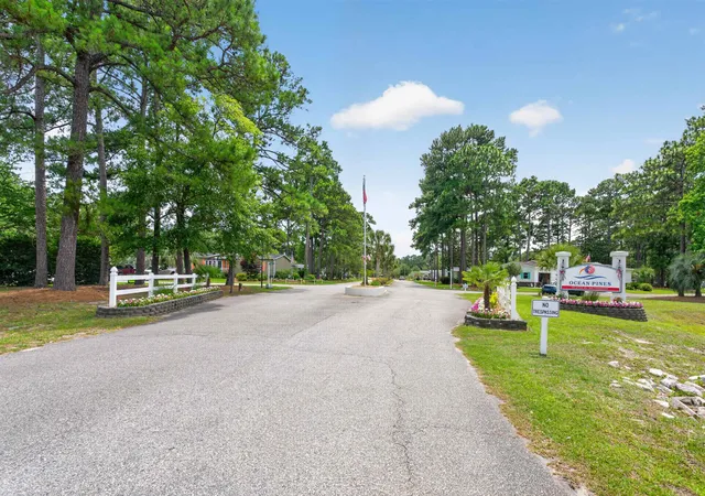 Photo 3 of Manufactured home for sale at 964 Winston Trl, Murrells Inlet, SC 29576 | MLS# 2616799 | Listing updated on 2026-09-14