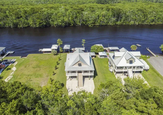 Photo 5 of Sale Pending at 480 River Front N, Conway, SC 29527 | MLS# 2616819 | Listing updated on 2026-08-31