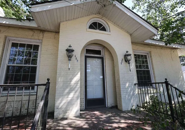 Photo 2 of Sale Pending at 108 W Smith St, Timmonsville, SC 29161 | MLS# 2616961 | Listing updated on 2026-09-14