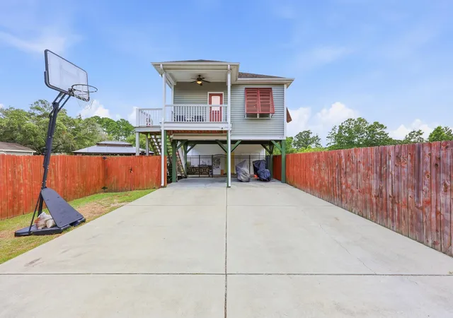 Photo 2 of Single family home for sale at 5174 Berkeley Ct, Murrells Inlet, SC 29576 | MLS# 2617112 | Listing updated on 2026-09-21