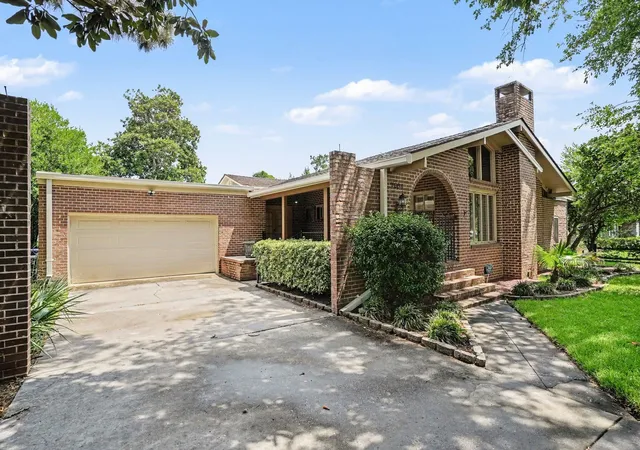 Photo 1 of Sale Pending at 7608 Kingswood Dr, Myrtle Beach, SC 29572 | MLS# 2617150 | Listing updated on 2026-09-01