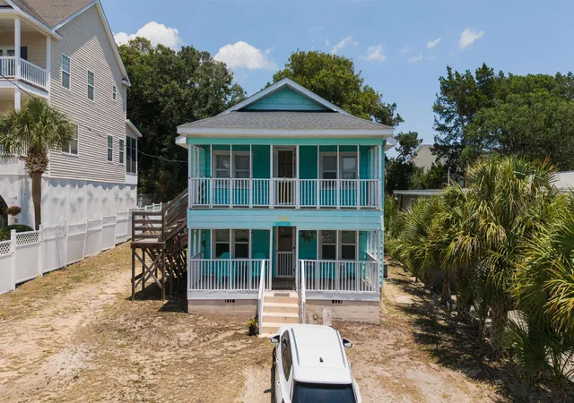 Photo 3 of House for sale at 500 43rd Avenue S, North Myrtle Beach, SC 29582 | MLS# 2617847 | Listing updated on 2026-09-11