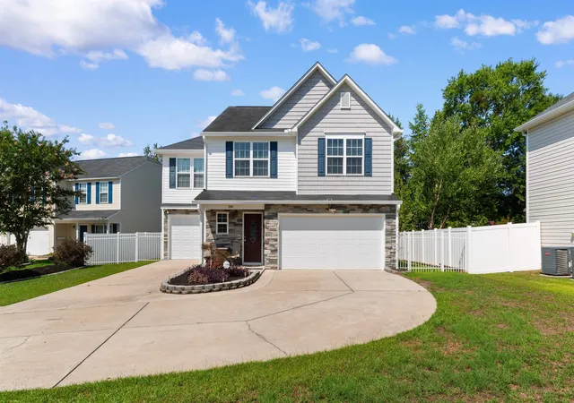 Photo 1 of Single family home for sale at 200 Davis Ct, Little River, SC 29566 | MLS# 2617919 | Listing updated on 2026-09-14