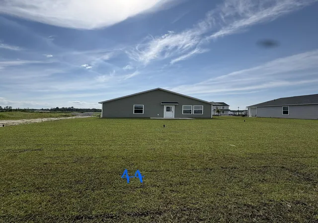 Photo 2 of Sale Pending at 604 Shady Ridge Dr, Loris, SC 29569 | MLS# 2618370 | Listing updated on 2026-09-10