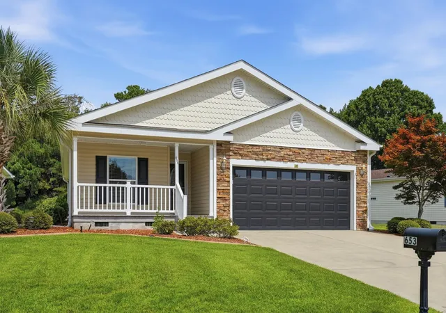 Photo 1 of Manufactured home for sale at 653 Lake Ests Ct, Conway, SC 29526 | MLS# 2618422 | Listing updated on 2026-09-11