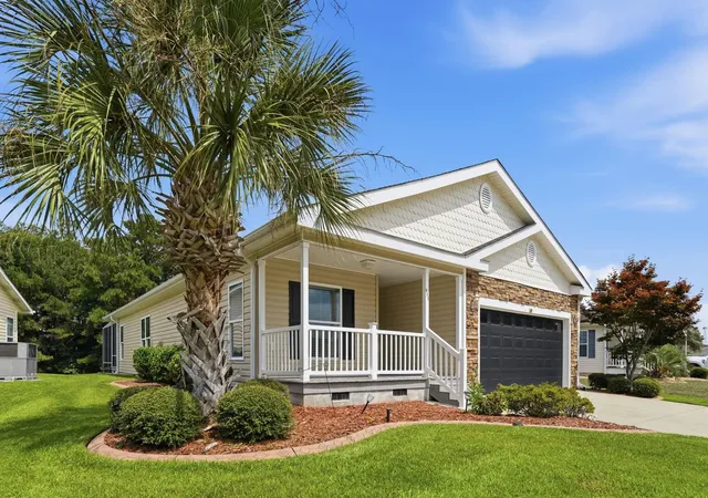 Photo 2 of Manufactured home for sale at 653 Lake Ests Ct, Conway, SC 29526 | MLS# 2618422 | Listing updated on 2026-09-11