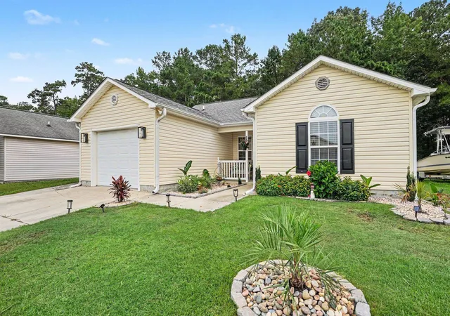 Photo 3 of Single family home for sale at 9788 Conifer Ln, Murrells Inlet, SC 29576 | MLS# 2618516 | Listing updated on 2026-09-03
