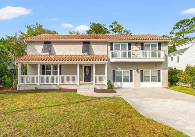 Photo 2 of Single family home for sale at 410 31st Avenue N, Myrtle Beach, SC 29577 | MLS# 2618544 | Listing updated on 2026-09-03