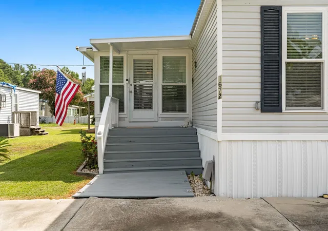 Photo 3 of Manufactured home for sale at 1672 Ursa Minor Dr, Myrtle Beach, SC 29575 | MLS# 2618585 | Listing updated on 2026-09-08