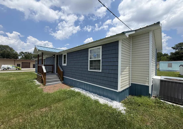 Photo 4 of Manufactured home for sale at 2492 Leaf Ter, Myrtle Beach, SC 29577 | MLS# 2618630 | Listing updated on 2026-09-09