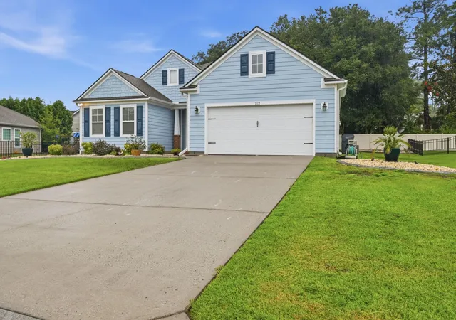 Photo 2 of Sale Pending at 712 Tilly Pine Dr, Conway, SC 29526 | MLS# 2618648 | Listing updated on 2026-10-02