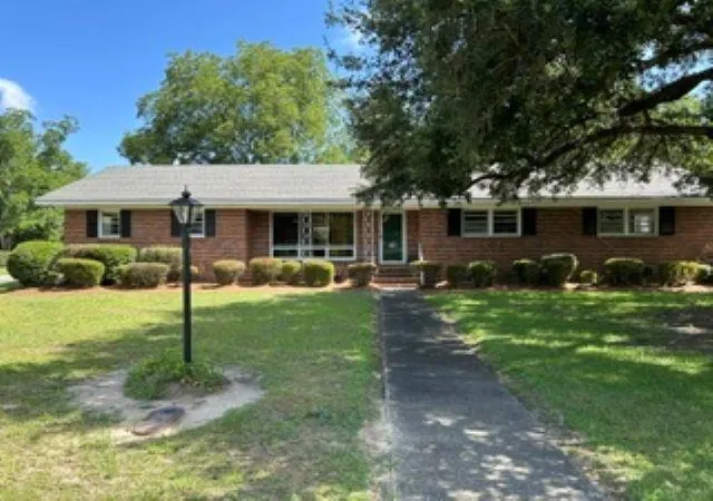 Photo 1 of Single family home for sale at 500 E Andrews St, Hemingway, SC 29554 | MLS# 2618651 | Listing updated on 2026-09-08
