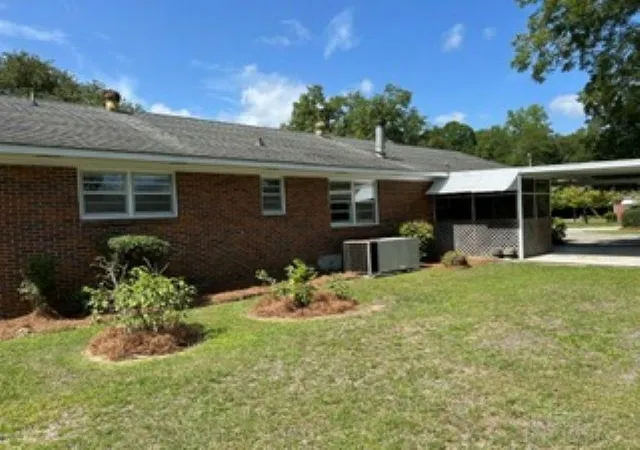 Photo 3 of Single family home for sale at 500 E Andrews St, Hemingway, SC 29554 | MLS# 2618651 | Listing updated on 2026-09-08
