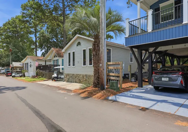 Photo 4 of Single family home for sale at 6001-1738 S Kings Hwy, Myrtle Beach, SC 29575 | MLS# 2618790 | Listing updated on 2026-09-12