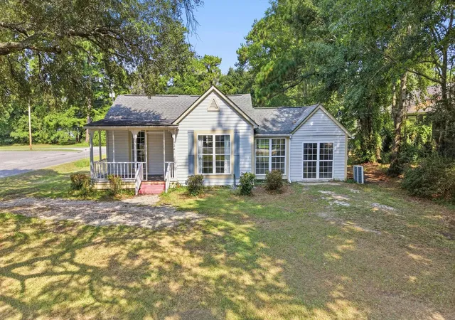 Photo 1 of Sale Pending at 1924 South Is Rd, Georgetown, SC 29440 | MLS# 2618946 | Listing updated on 2026-10-22