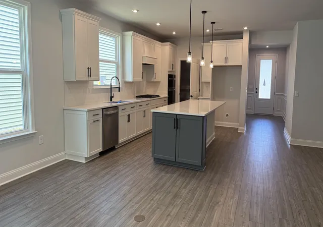Photo 1 of Single family home for sale at 633 Palm Bay Dr, Myrtle Beach, SC 29588 | MLS# 2618962 | Listing updated on 2026-09-12