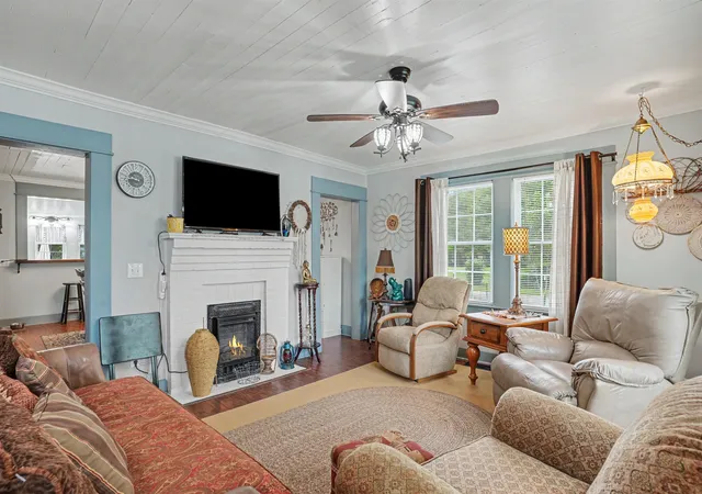 Photo 3 of Single family home for sale at 219 W Marion St, Mullins, SC 29574 | MLS# 2618970 | Listing updated on 2026-09-08