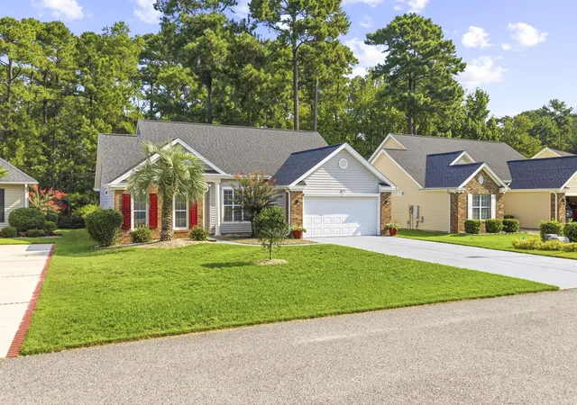 Photo 2 of Sale Pending at 183 Glenwood Dr, Conway, SC 29526 | MLS# 2619004 | Listing updated on 2026-09-10