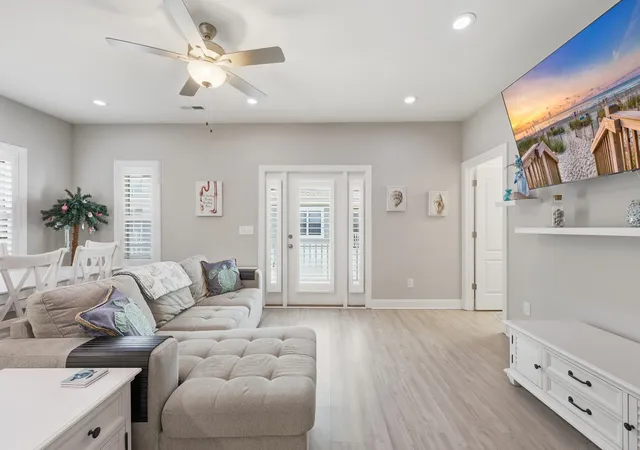 Photo 4 of Single family home for sale at 236 Gloucester Way, Little River, SC 29566 | MLS# 2619046 | Listing updated on 2026-09-03