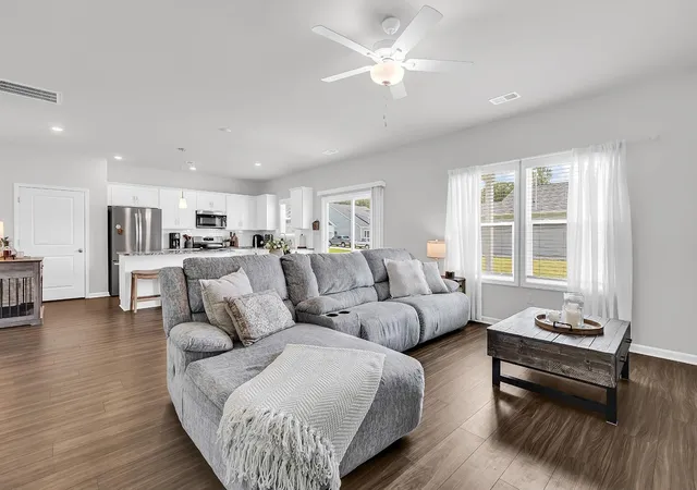 Photo 2 of Single family home for sale at 130 Hancher Dr, Myrtle Beach, SC 29588 | MLS# 2619077 | Listing updated on 2026-09-14