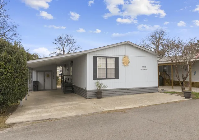 Photo 1 of Manufactured home for sale at 1802 Sunrise Dr, Myrtle Beach, SC 29575 | MLS# 2619080 | Listing updated on 2026-09-06