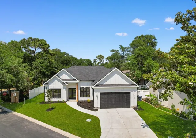 Photo 2 of Sale Pending at 885 Cardinal Pl, North Myrtle Beach, SC 29582 | MLS# 2619307 | Listing updated on 2026-09-08