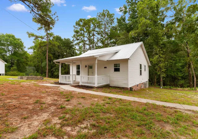 Photo 1 of Sale Pending at 9211 Little Hl Dr, Conway, SC 29527 | MLS# 2619349 | Listing updated on 2026-09-04