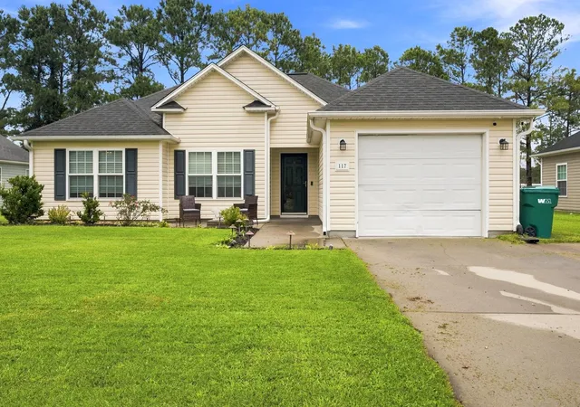 Photo 3 of Sale Pending at 117 Cottage Crk Cir, Conway, SC 29527 | MLS# 2619491 | Listing updated on 2026-09-24