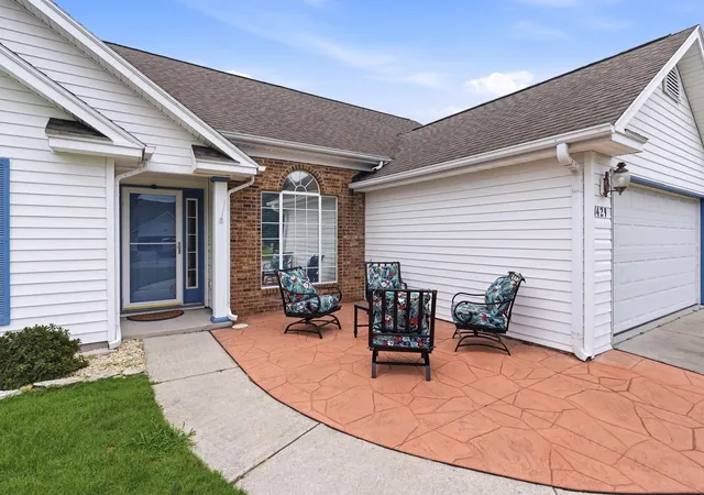 Photo 2 of Sale Pending at 1429 Ashton Glenn Dr, Myrtle Beach, SC 29575 | MLS# 2619530 | Listing updated on 2026-09-08