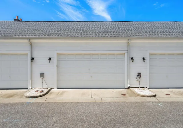 Photo 3 of Townhouse for sale at 750 Howard Ave #F, Myrtle Beach, SC 29577 | MLS# 2619547 | Listing updated on 2026-09-09